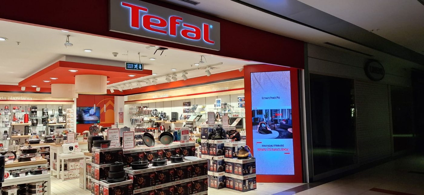 Projelerimiz 18 Tefal LED Ekran Projesi